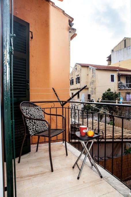 City Center, Sea View Apartment, Amelia! Anemomylos Exterior foto