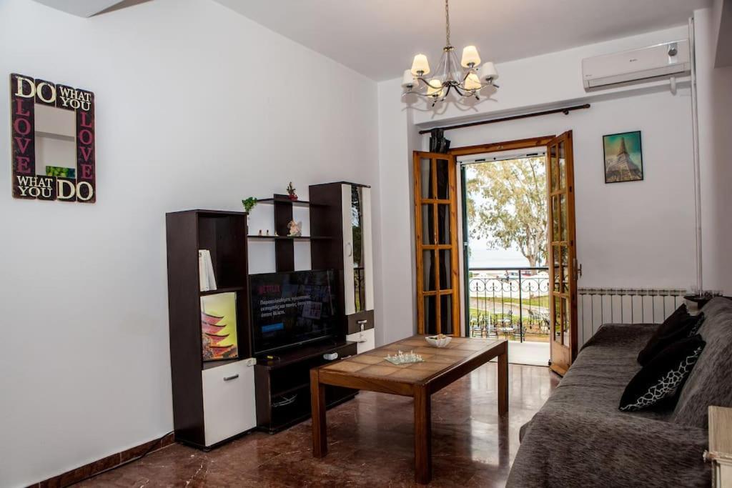 City Center, Sea View Apartment, Amelia! Anemomylos Exterior foto